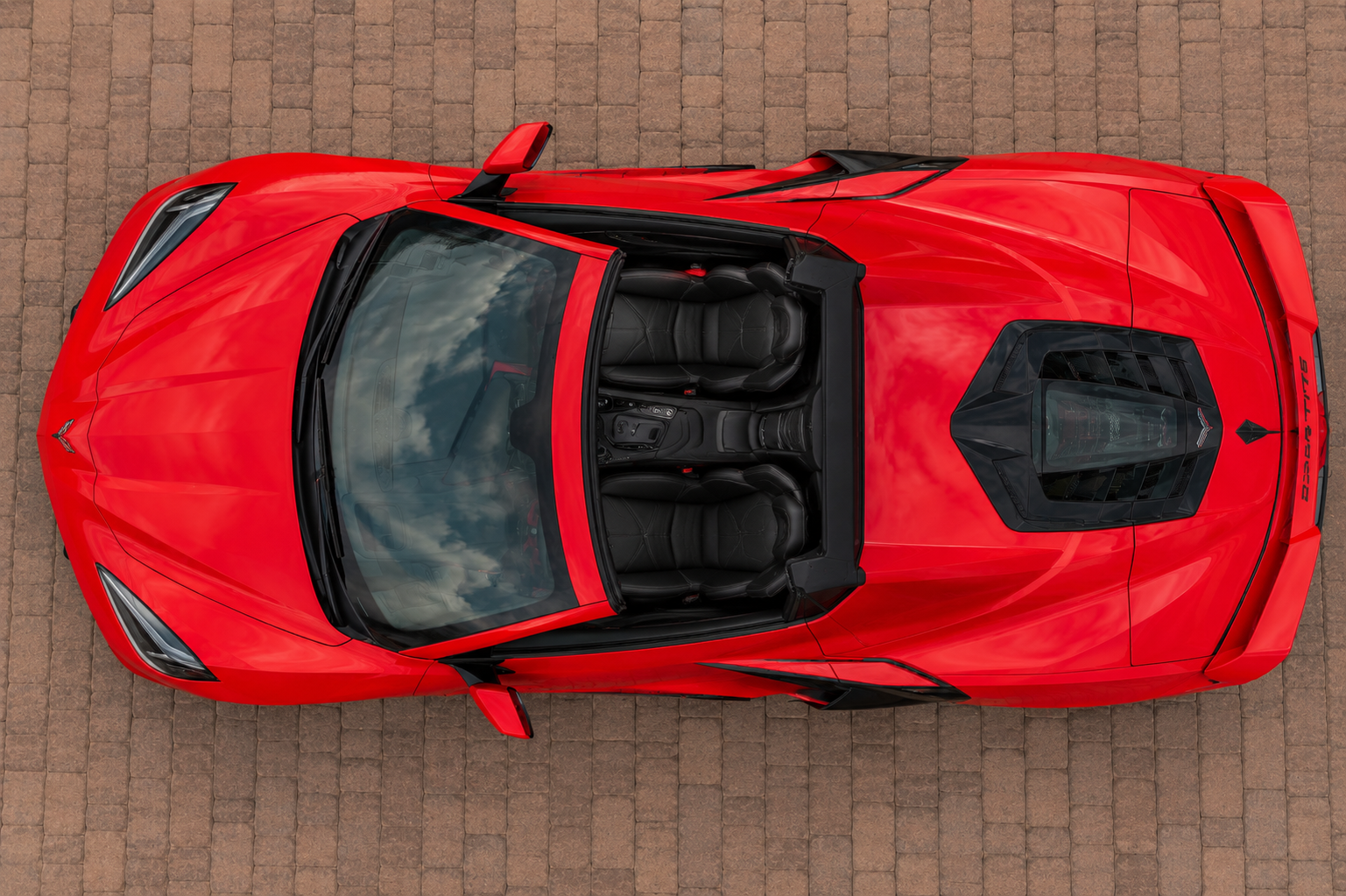 Corvette C8 Stingray overhead view